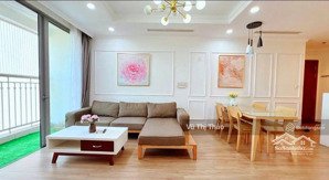 chính chủ bán nhà tập thể kim mã, vạn bảo, sổ 51m, sd 80m, 3pn, ngõ ô tô tránh, sân để xe miễn phí