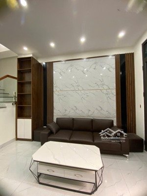 bán gấp nhà hà đông- ngô quyền- 40m² x 5 tầng- chỉ có 9,65 tỷ- ô tô đỗ- full nội thất- 