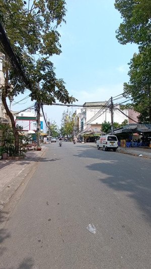 mặt phố kinh doanh ngay tạ quang bửu, p4, q.8, dt 6x17,5m, 4 tầng, sẵn thu nhập 500rr/năm, 23 ty tl