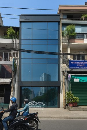 chốt gấp giảm 6 tỷ nhà mặt tiền ngay ga t3 sân bay chỉ 100tr/m!