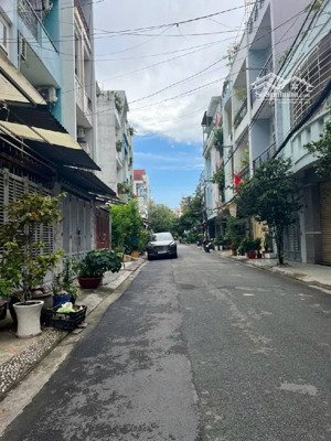 bán nhà hẻm 8m, 4 tầng, 5x18m, lê trọng tấn tân phú, giáp tân bình, có thang máy, chỉ 8.4 tỷ