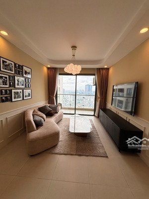 cho thuê cc 2pn, 2wc, 92m2 tại the gold view, đẹp xuất sắc chỉ với 18 triệu, q4, hcm