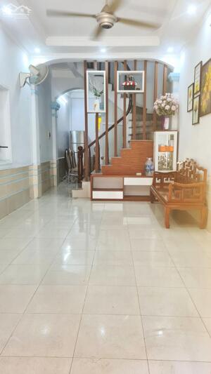 Bán Nhà Phố 4 Tầng 40m2 Gần Phố Giá Chỉ Nhỉnh 5 Tỷ