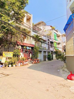 nhà bùi đình túy , bt 330m2 ( 11x 30) nhà cũ tiện xây mới _ hẻm xe tải _ 44 tỷ tl