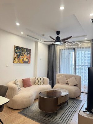 chính chủ cần báo căn hộ 2 ngủ 85m tại sun square giá chỉ nhỉnh 6 tỷ. lh 