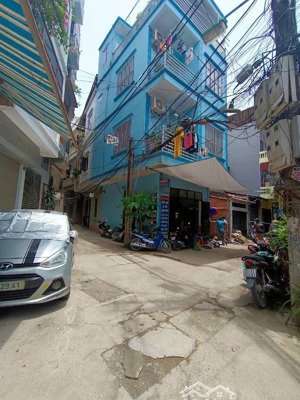 siêu phẩm văn hội, ô tô đỗ cửa, 20 m ô tô tránh.