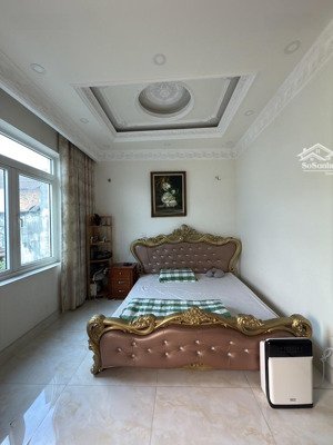 biệt thự pháp 4 tầng tăng nhơn phú b 100m giá chỉ 18 tỷ