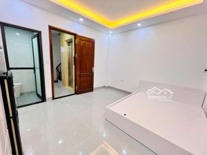 cực hiếm - tòa ccmn chùa láng 90m 7 tầng , 18pkk , pccc đạt chuẩn , giá chỉ 22 tỷ