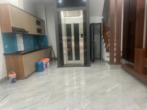 anh cường gửi bán nhà liên mạc lô góc, 5 tầng thang máy, ô tô đỗ cổng