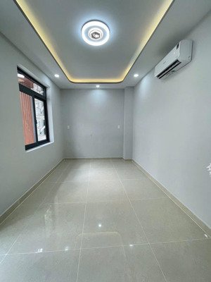 kẹt tiền kinh doanh bán nhanh thu vốn lâm văn bền tân kiểng q7 giá 3 tỷ 280
