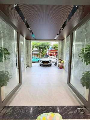 bán nhà 3 mê mt đường 10.5m hồ tùng mậu- gần biển - nhà full nội thất xịn sò vô ở liền