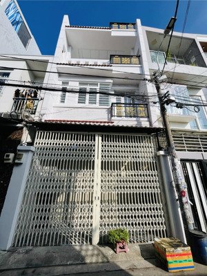 nhà bán đường hương lộ 2, dt 5x14, 3 tầng, 5 phòng ngủ, hẻm xe hơi 6m, nhỉnh 5 tỷ.