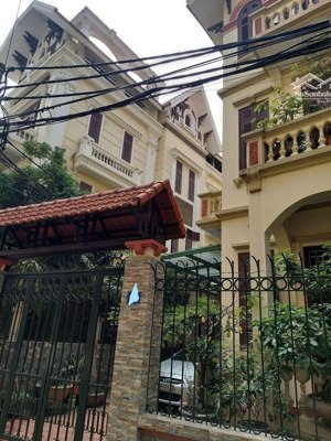 bán biệt thự mặt phố nghi tàm dt: 245m2, giá: 71 tỷ. tây hồ