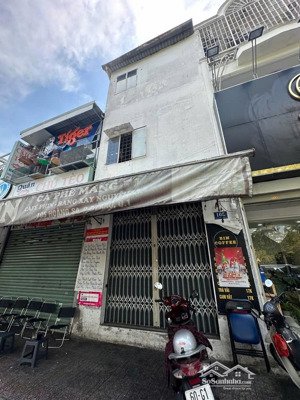 bán nhà mt hoàng sa, quận 1, dt: 4m x 16m, 3 tầng, 19 tỷ, l/hệ: 