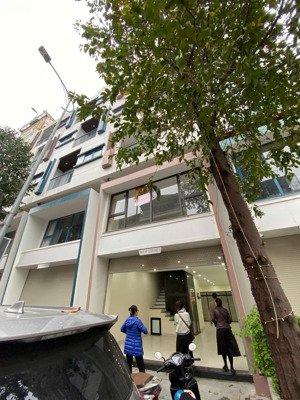 cho thuê nhà kđt galaxy vạn phúc, hà đông. dt 100mx6 tầng, thang máy, hoàn thiện mới 100%. giá 40tr