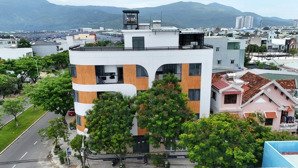 bán toà căn hộ 5 tầng mới xây full phòng vị trí vàng gần biển & pháo hoa