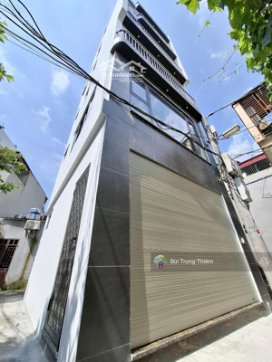 6.2 tỷ sở hữu nhà 6 tầng lô góc 3 mặt thoáng ô tô đỗ cửa gần đường cổ linh tiện ích ngập tràn