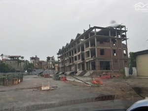 mới ra - hàng ngoại giao - shophouse tp giao lưu - 120m2 - 38.5 tỷ - lh 