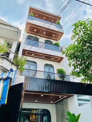 giảm liền 800tr cho căn nhà nằm trên đường trần ngọc diện, quận 2 - 6,58tỷ/ 6,8mx17m. cho thuê 26tr