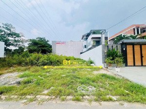chính chủ cần bán đất ( trục chính đường 711 ) kdc bách khoa - dt: 210m2 (7m x 30m) - 75tr/m2