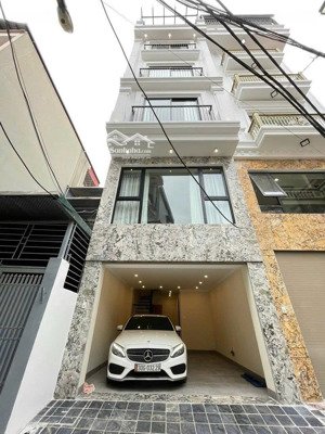 bão bão cơn bão mang tên giảm giá. bán gấp nhà 7t, nguyễn sơn, long biên. dt45x4.3m. chỉ 13.9 tỷ