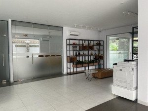 biệt thự đẹp 2mt nguyễn văn hưởng 448m2 - giá 99 tỷ còn tl