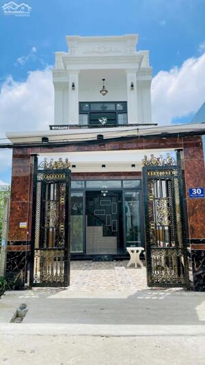 Nhà trệt lầu có sân đậu ô tô Khu Dân Cư 3A gần chợ An Bình
