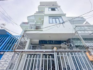 căn hộ dịch vụ-dt 4,43mx17,94m-xây 1trệt 3lầu 12phòng-đường xe hơi-giá tốt vị trí đẹp