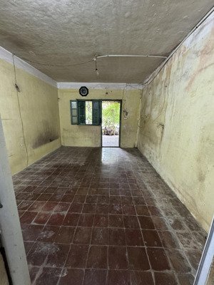 bán gấp nhà riêng. ktt thanh xuân bắc , 88tr/m2, dt 40m2, 2pn, 1p khach, 1wc , 1 bếp .