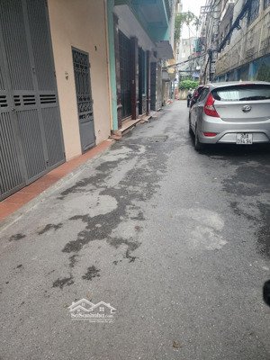 bán tòa nhà lô góc 3 mặt thoáng, phân lô ô tô, sát hồ đền lừ, dt 60/75m2, 6 tầng tm, giá hơn 17 tỷ
