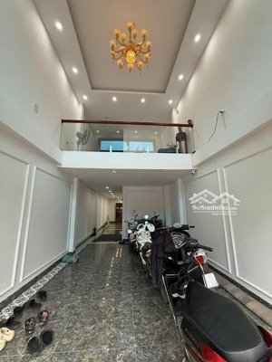 kinh doanh tốt - văn phòng - ngõ mà như phố - giá tốt - ô tô tránh - gara rộng
