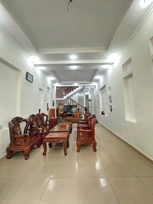 chào bán nhà 3 tầng mặt tiền đường trần nguyên đán vị trí gần biển chỉ 7 tỷ x