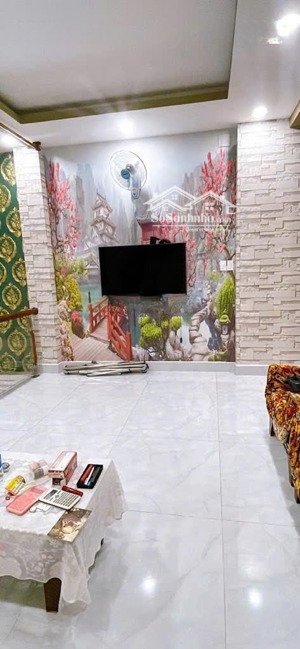 bán nhà mới 95%. dt 4.8m mặt tiền tại tôn thất thuyết, phường 4, quận 4, tp.hcm, giá tốt 15 tỷ vnd