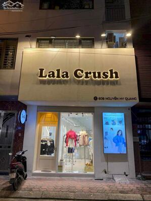 SANG NHƯỢNG MẶT BẰNG SHOP THỜI TRANG TẠI ĐỐNG ĐA, HÀ NỘI