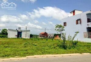 CẦN BÁN GẤP 250M2 ĐẤT THỔ CƯ MẶT TIỀN ĐƯỜNG THÔNG RA KCN ĐÔNG CÔNG NHÂN LÀM VIỆC. GIÁ 190TR