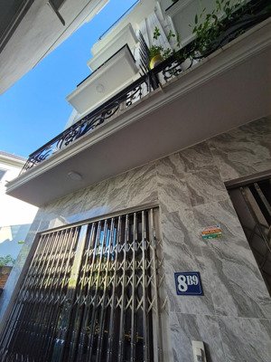 bán nhà trịnh văn bô - ngay sát cao đẳng fpt, 35m2, ô tô đỗ cổng, nhà dân xây, 6.8 tỷ