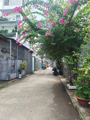 nhà trệt, 1 lầu, 4.5x20m hẻm 5m đường trường chinh, giá chỉ 6.5 tỷ tl