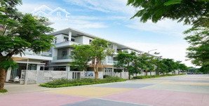 nhà phố đông village cần bán gấp giá cực tốt 10.5 tỷ, 100 m2. lh 