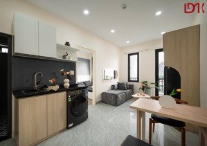 căn hộ 1pn 40m2 - máy giặt riêng ban công - đầy đủ tiện nghi thang máy ngay chợ bến thành, bitexco