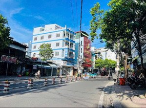 bán nhà góc 2 mặt tiền đường nguyễn thị minh khai, dt 120m2 ngang 9.25m phù hợp xây căn hộ - 21.6ty