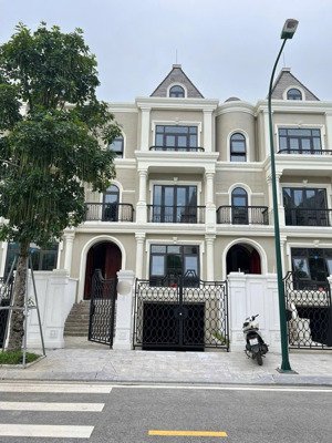 bán biệt thự ciputra - 150m2 view công viên nội khu - nhà mới - cạnh cv 65ha - sẵn sổ - giá: 56 tỷ