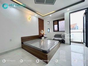 cho thuê chdv - gần đh văn lang, iuh,.. - có máy giặt kết hợp sấy riêng, ban công thoáng mát..