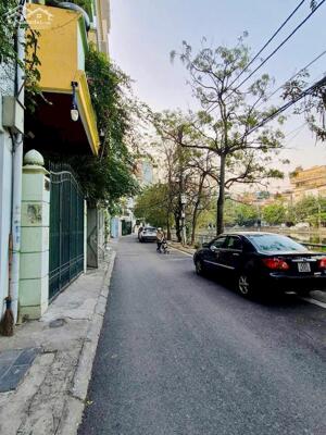 Đất Vàng Phố Huế 130M2 MT 8M 58 Tỷ Đường Ô TÔ Tránh Kinh Doanh