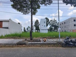 bán gấp đất đ. lê quang đạo, gần chợ phường 10, thành phố sóc trăng 110m2/600triệu. shr