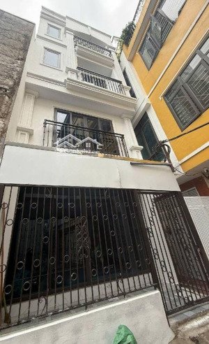 bán gấp nhà đẹp miêu nha tây mỗ lô góc thang máy vi vu sát phố - nội thất đẹp - hiếm!!!