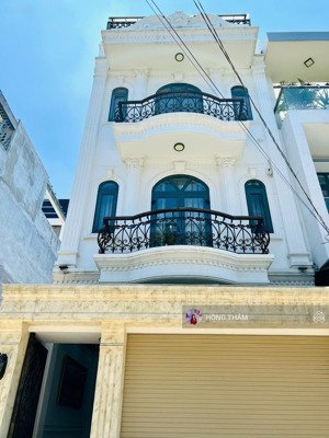 bán nhà đẹp gần lê văn thịnh, quận 2 nhà đẹp full nội thất 80.2m2 lh thắm