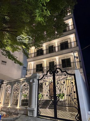 khai trương toà twin suite full nội thất đẹp nhất khu vực gần cv làng hoa
