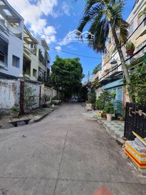 bán nhà 4 tầng, 4x16m, hẻm xe hơi, ngay lũy bán bích - vườn lài, giáp tân bình, chỉ 6.8 tỷ