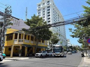 bán đất tặng nhà mặt tiền nguyễn thiện thuật trung tâm phố tây, nha trang đang có tiền thuê ổn định