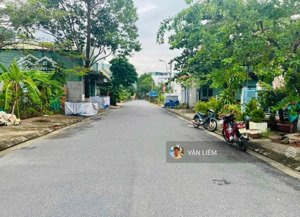 đất tđc vườn dừa - đường nguyễn tất thành - diện tích : 200m2 ( ngang 5m )
- đang có nhà kho trên